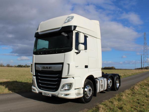 DAF XF 106 530 SUPER SPACE